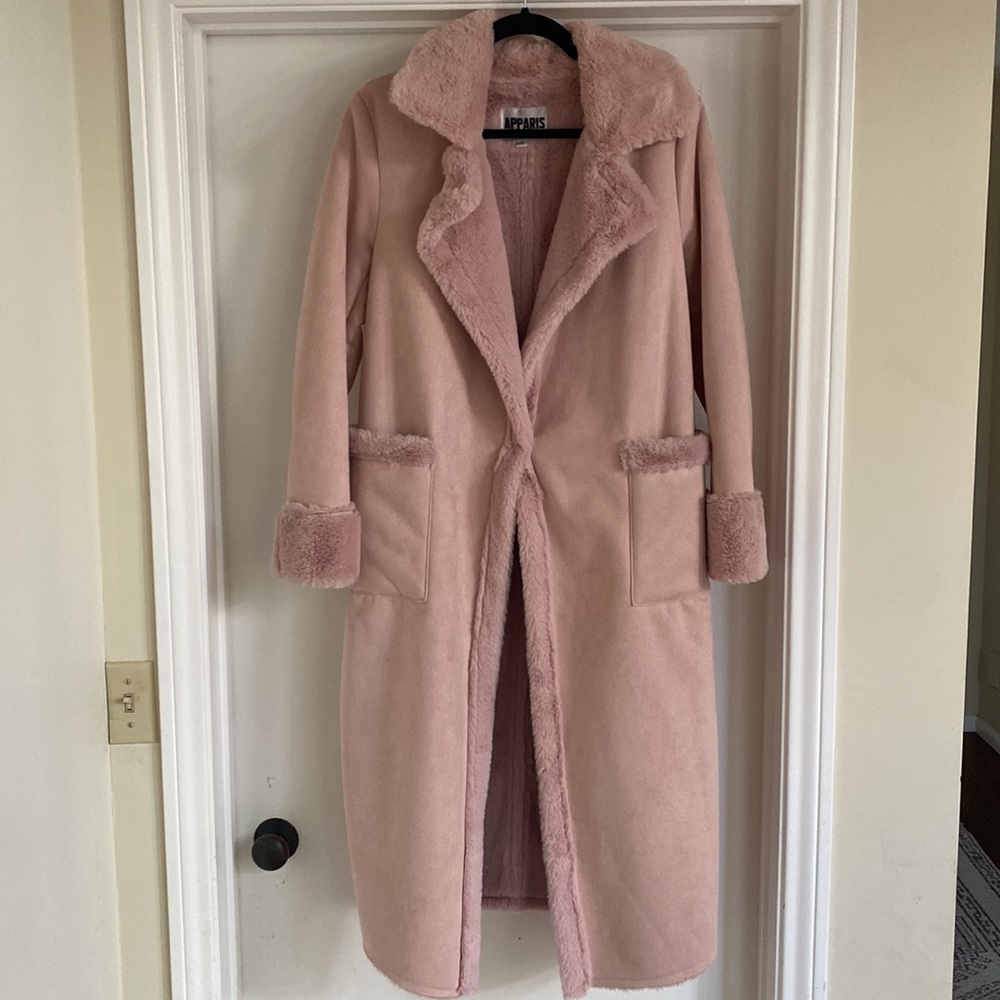 Beautiful Apparis Faux Fur Light Pink Long Coat